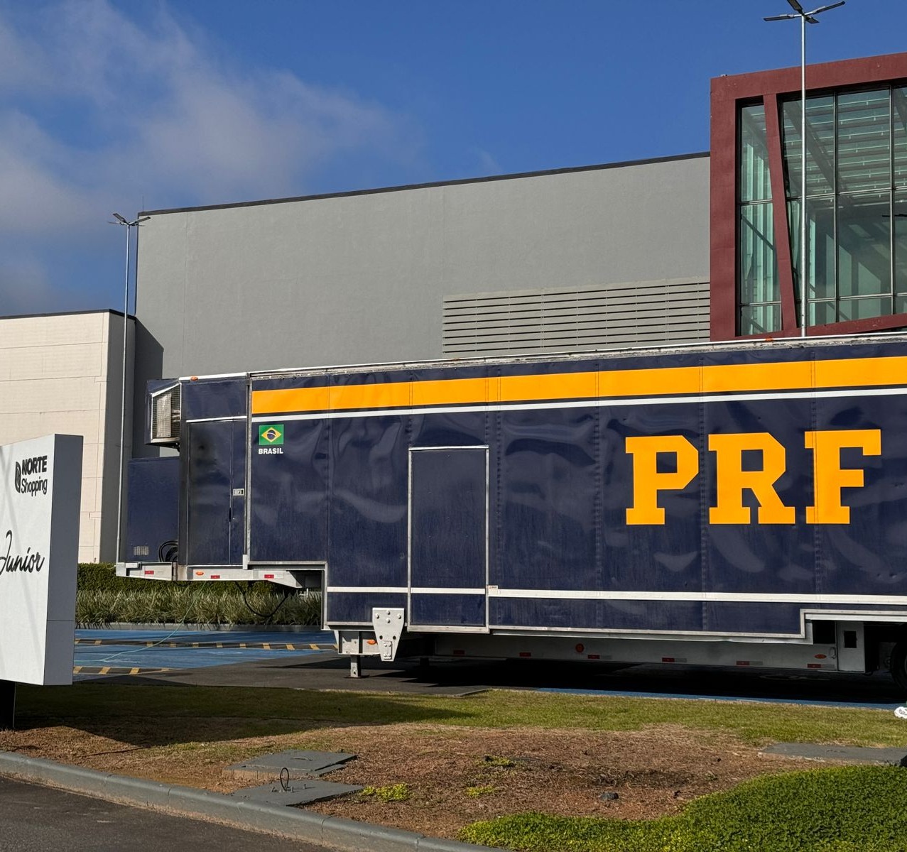 Norte Shopping recebe carreta da PRF com ações educativas 