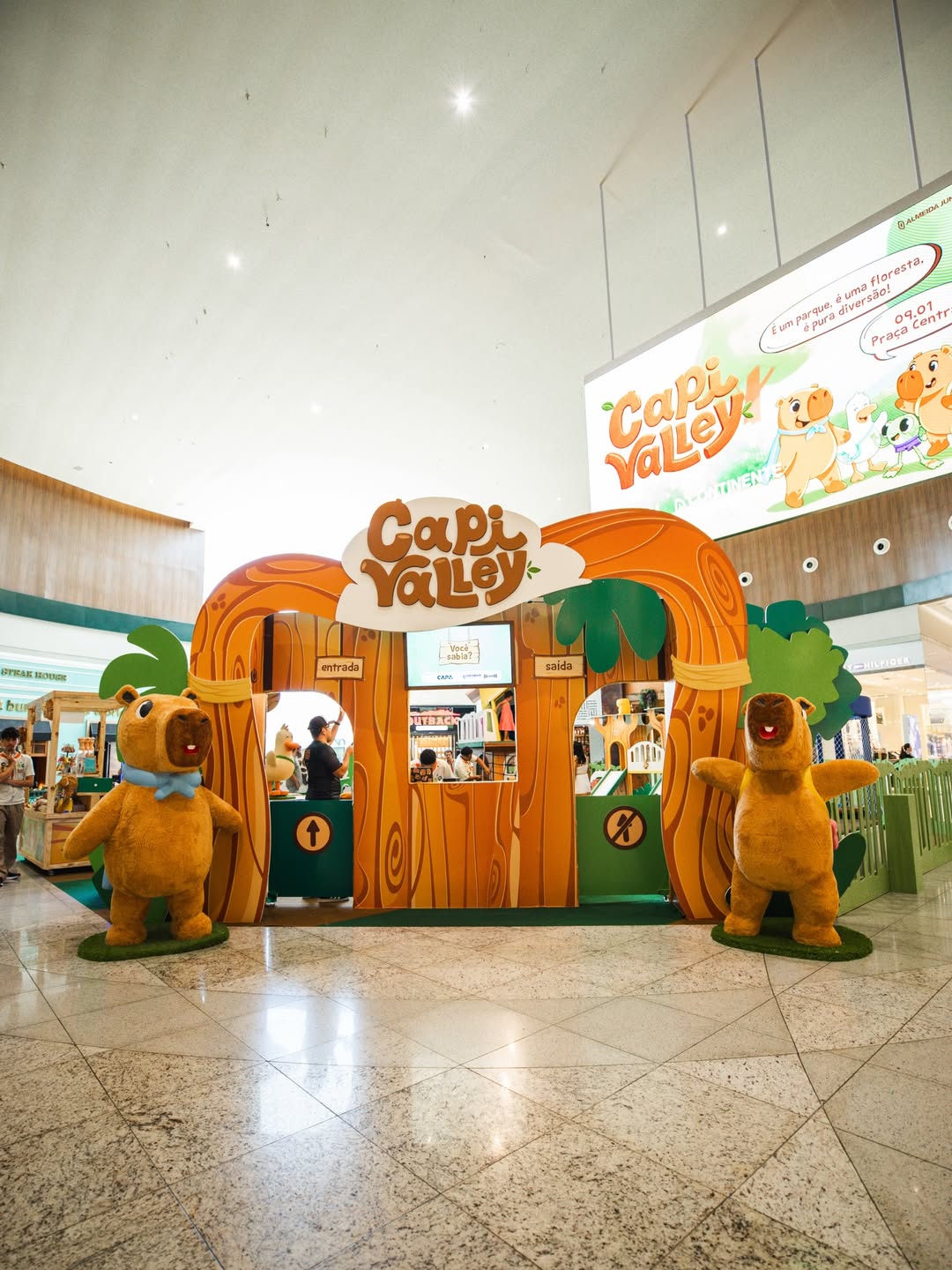 Capivalley se despede com encontro de personagens e programação especial de cinema no Continente Shopping