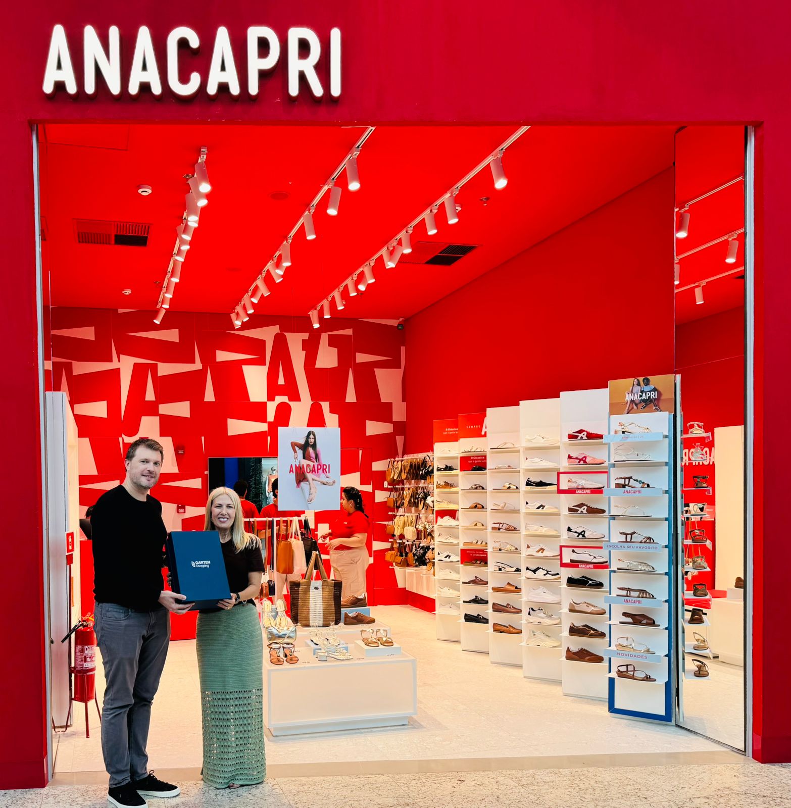 Anacapri chega ao Garten Shopping com proposta jovem e cheia de atitude