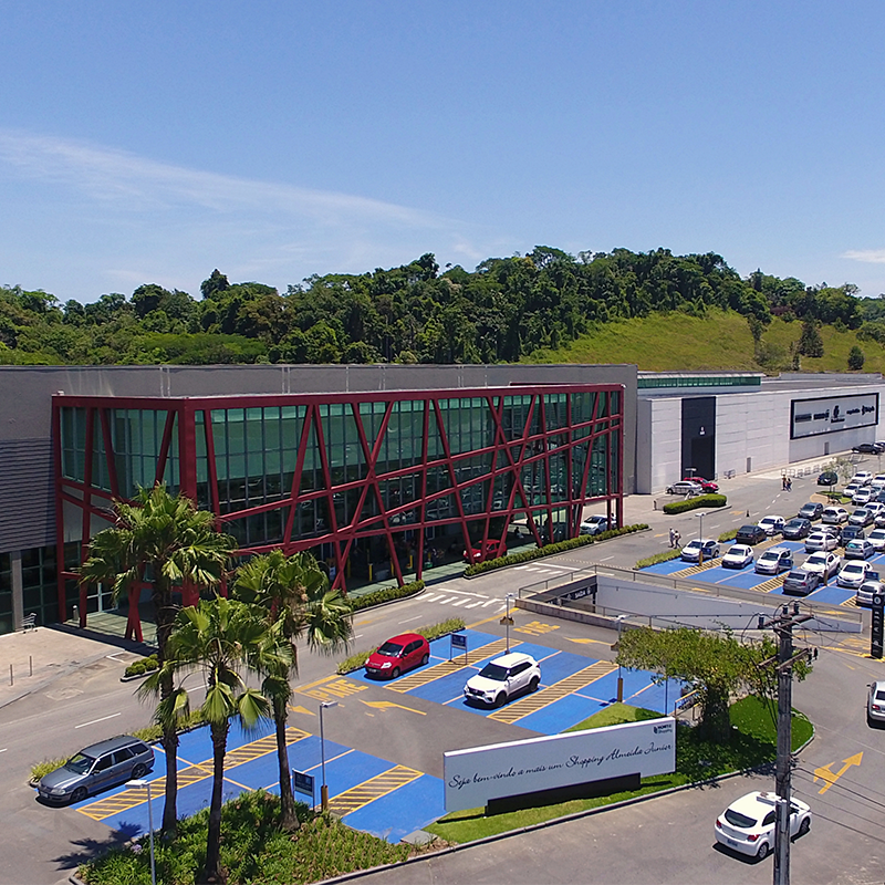 Norte Shopping tem fim de semana agitado com patinação no gelo, dança e benefícios para as mulheres