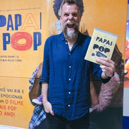 Autor do “Papai é Pop” participa de sessão de cinema do filme inspirado pelo livro, no Continente Shopping