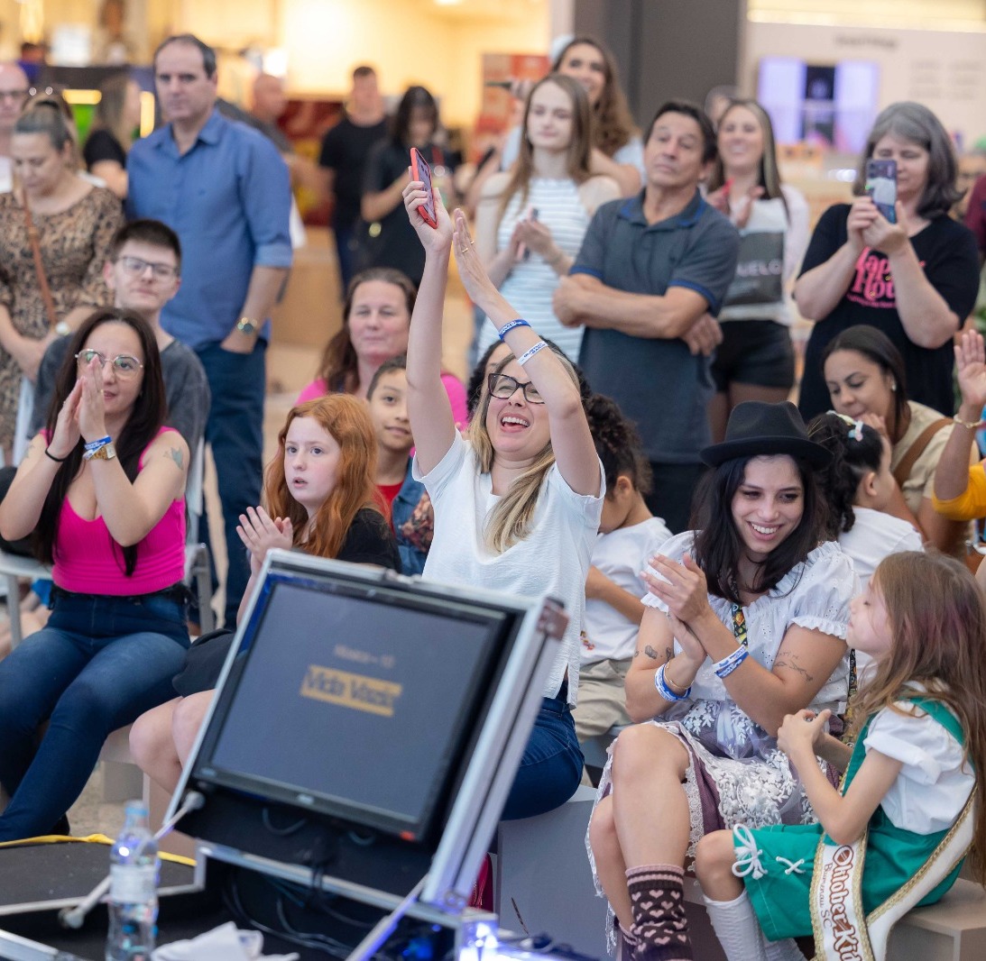 Escolha da realeza mirim da 3ª Oktober Kids