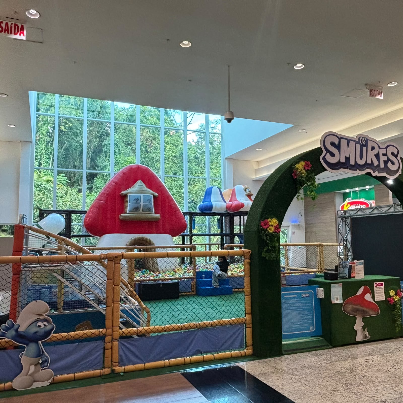 Norte Shopping lança programação de férias com parque dos Smurfs e arena gamer