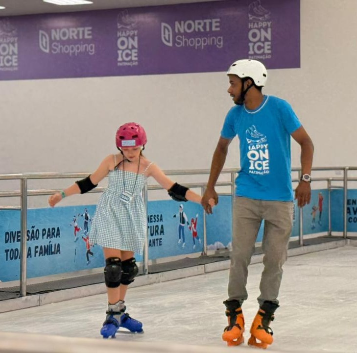 Norte Shopping recebe pista de patinação no gelo