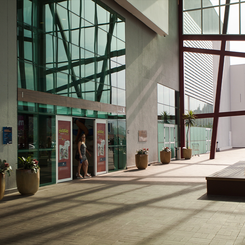 Neumarkt e Norte Shopping funcionam em horário normal no feriado de Tiradentes