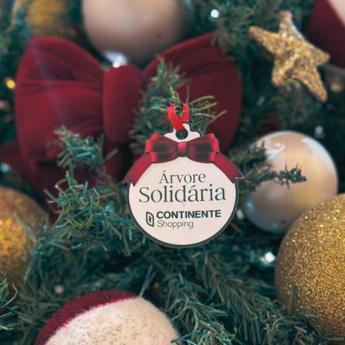 Continente Shopping promove Árvore Solidária e arrecada brinquedos para crianças em situação de vulnerabilidade social neste Natal